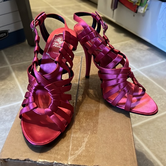 Roger Viver pink satin sandals size 35 1/2 - Picture 2 of 9
